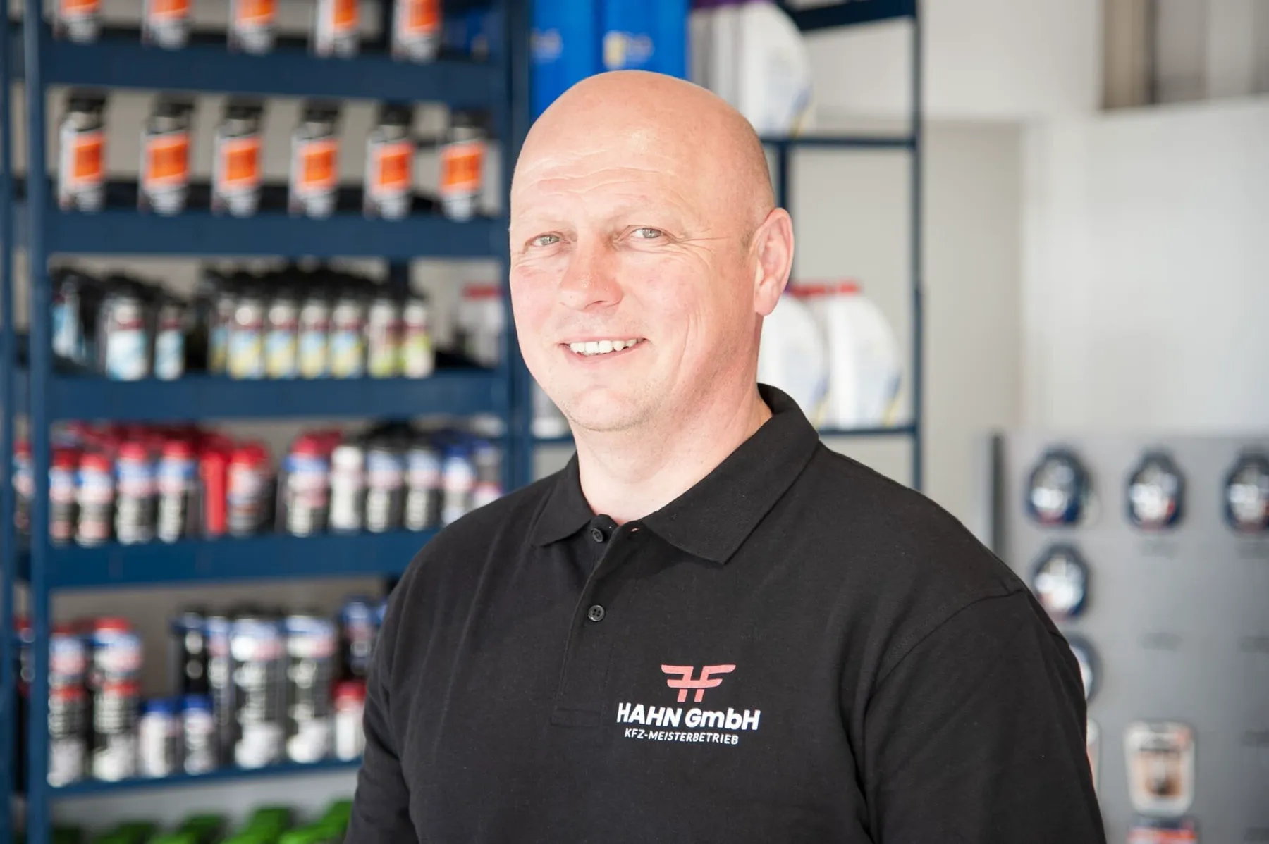 Juri Hellert - Geschäftsführer und KFZ-Meister der Hahn GmbH Landau
